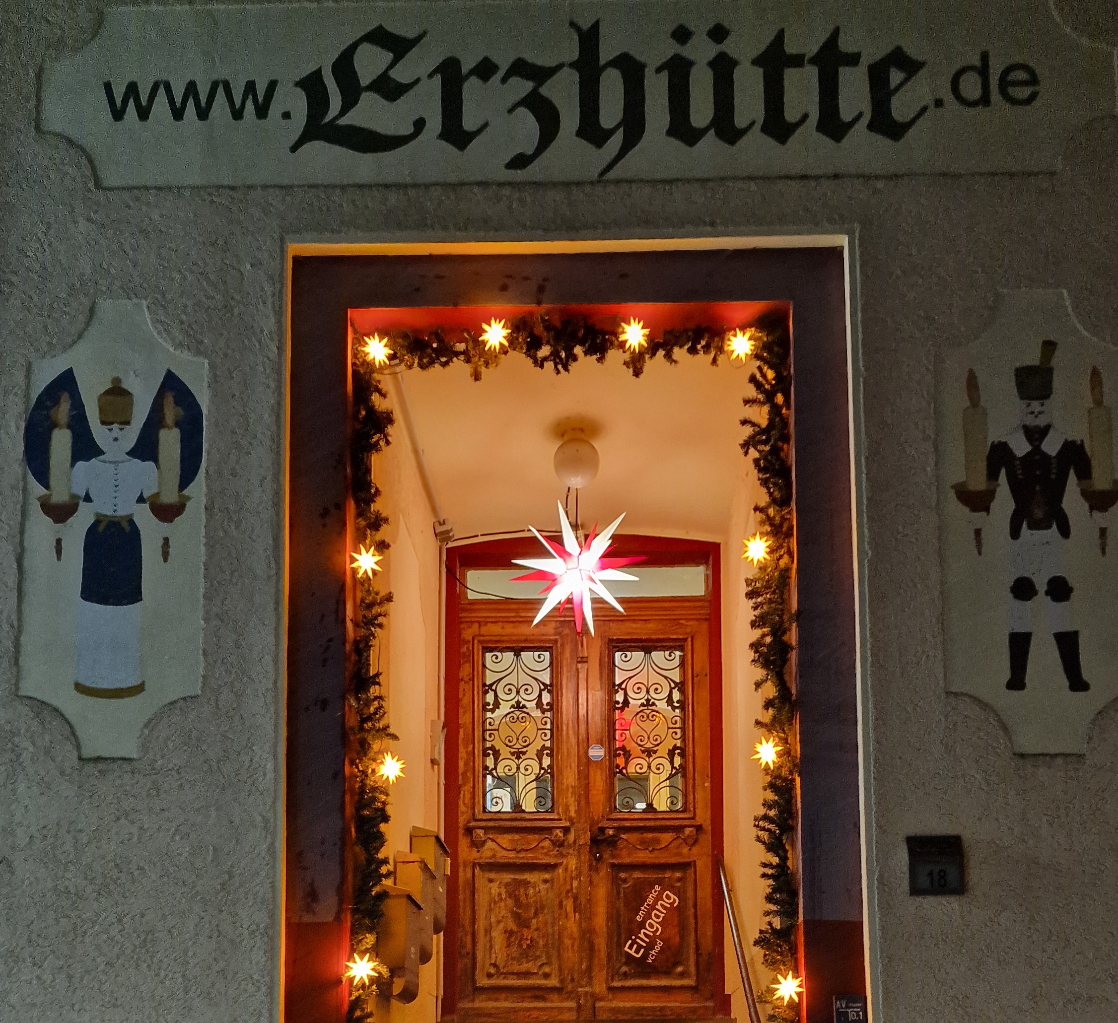 Erzhütte Holzkunst